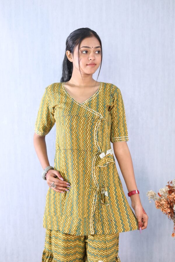 Ajrakhiya Collection –  Sharara Set - Image 2