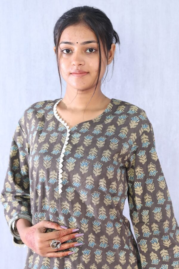 Ajrakhiya Collection - Image 2