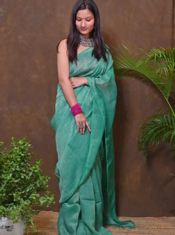 महज़बी – Handwoven Zari Linen Saree