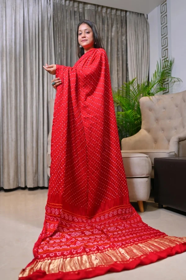 रंगरसिया – Raai Daana Bandhej Pure Gajji Silk Saree with Lagdi Patta Pallu