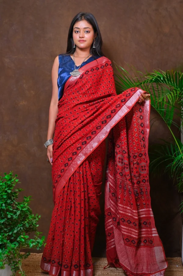 कपास | Ajrakh Hand Block Printed Pure Cotton Linen Saree - Image 3